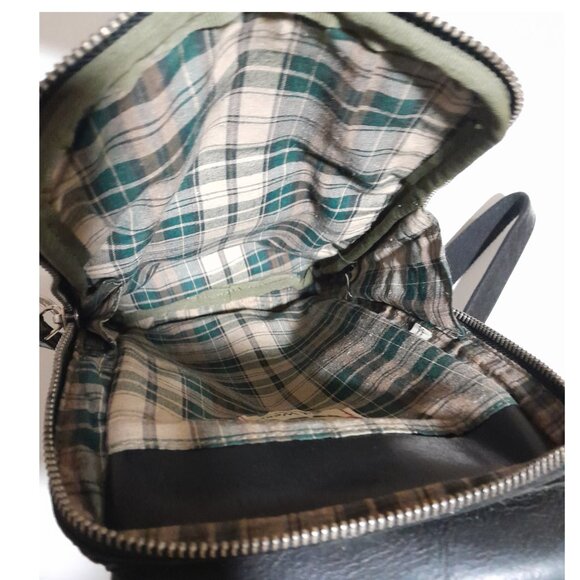 Leather Black Wild West Sling Crossbody Bag - Picture 4 of 10